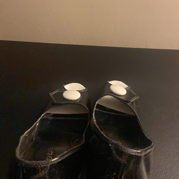 Bebe black and white patent leather peep toe heels size 10 - Picture 5 of 13